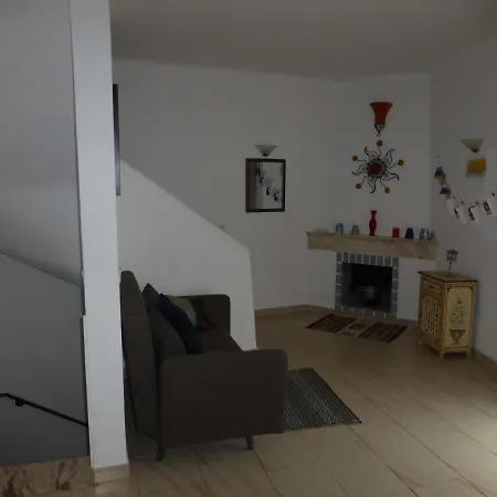 Algarve, Cozy T1 Plus 1 Apartment In Lagoa Center لاغوا