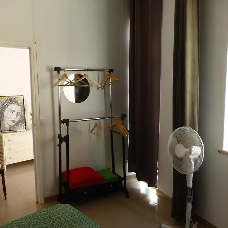 Algarve, Cozy T1 Plus 1 Apartment In Lagoa Center *